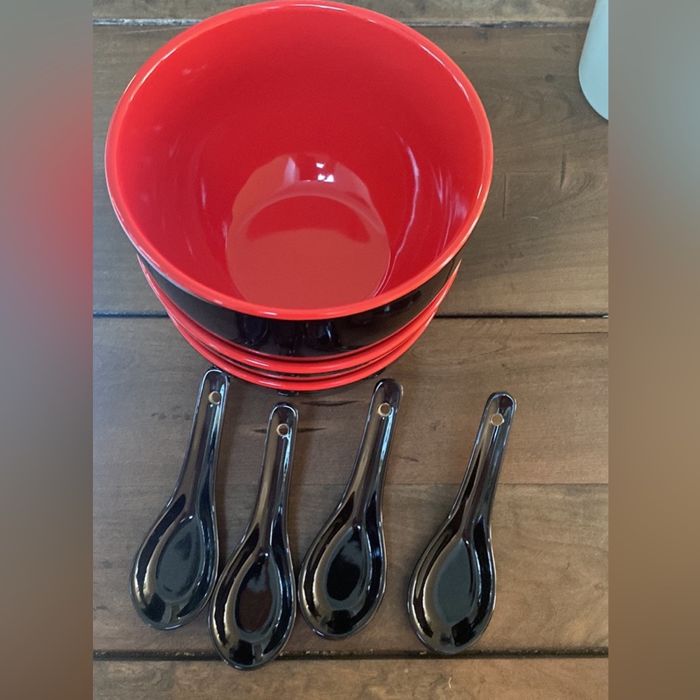 Asian bowl and spoon set